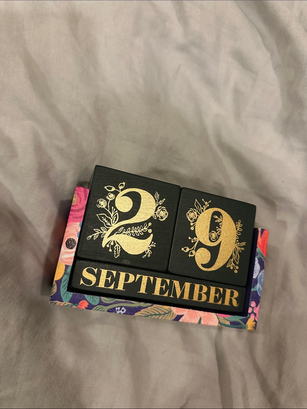 Lilly Pulitzer calendar decor